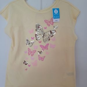 Set of shirt and skirt/shorts